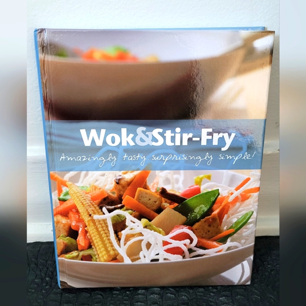 Wok & Stir-Fry Cookbook Recipebook Coffeetable Book Harcover